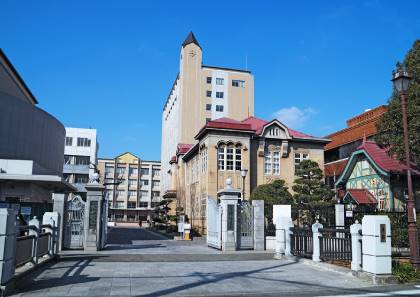 大学・短大　私立大阪樟蔭女子大学（大学・短大）まで835m