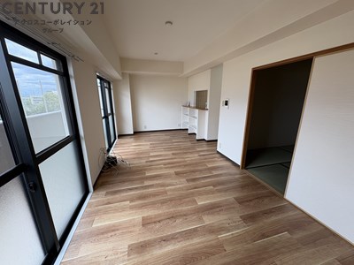 居室・リビング　15帖の広いLDK。