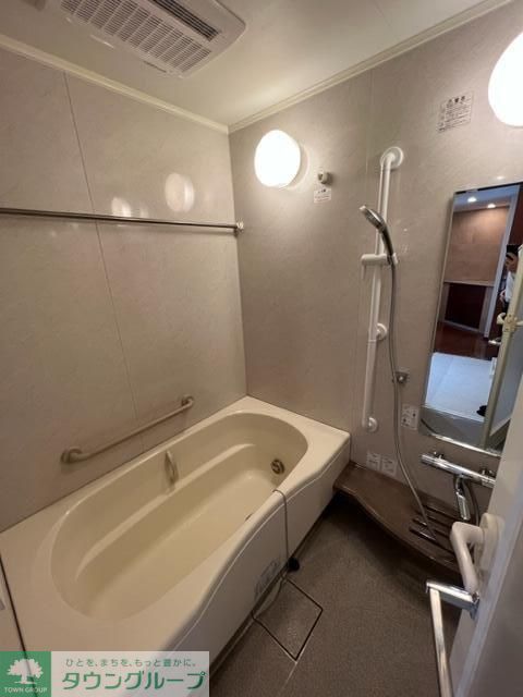 バス・シャワールーム