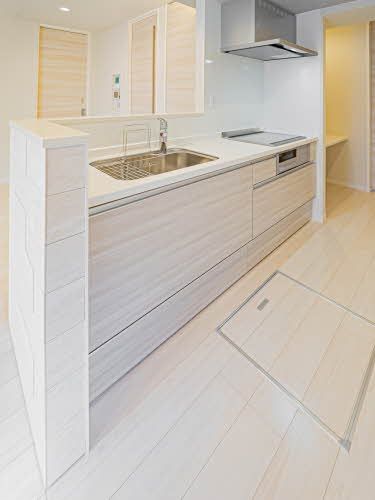 キッチン　キッチン。コンロは、ＩＨクッキングヒーターです。