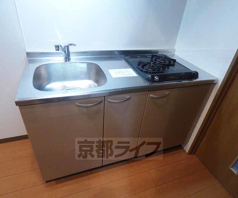 キッチン　キッチンです。