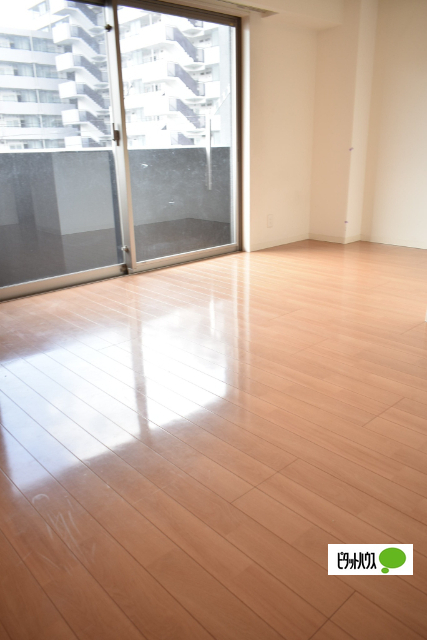 居室・リビング　フローリングです♪