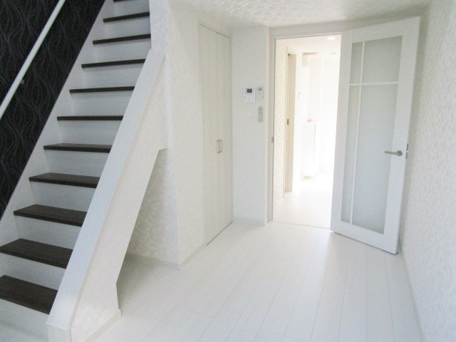 居室・リビング　同施工会社参考写真です