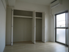 収納　ペリドット長居公園　クローゼット