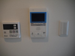 セキュリティ　ペリドット長居公園　TVモニター付きインターホン