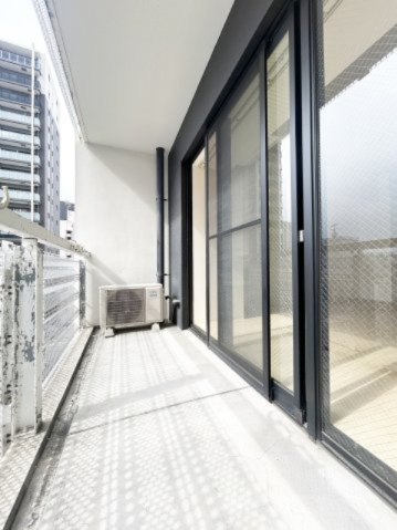 バルコニー　類似