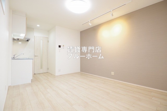 居室・リビング　9.3帖の広いリビングです！