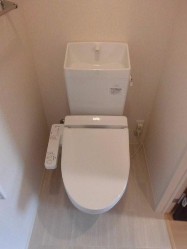 トイレ　図面と現状に相違がある場合には現状を優先