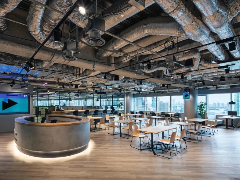 ショッピングセンター　品川インターシティ（ショッピングセンター）まで455m