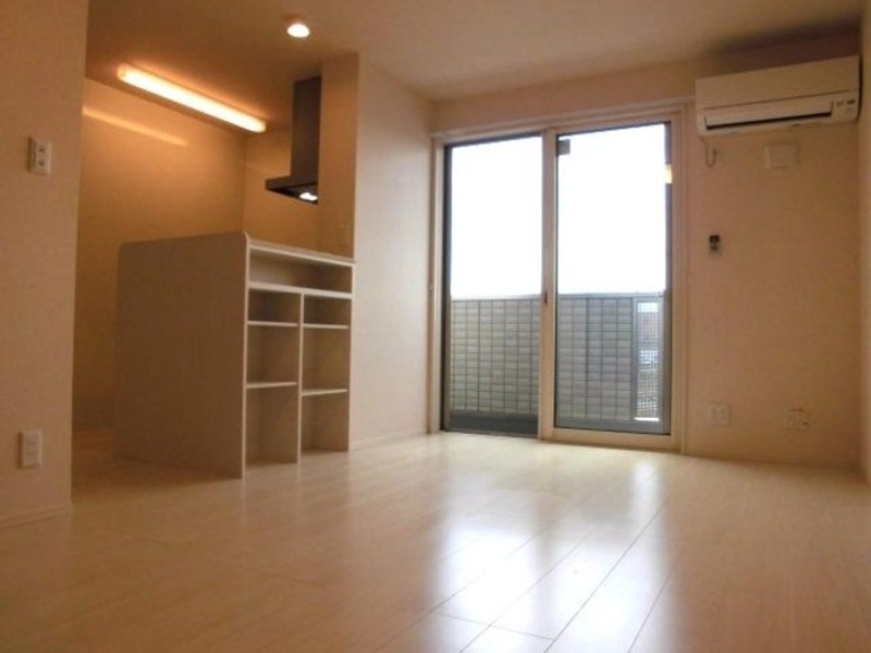 居室・リビング　図面と現状に相違がある場合には現状を優先