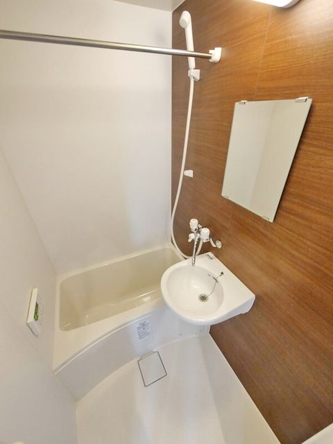 バス・シャワールーム　★お部屋探しはタウンハウジング稲田堤店まで★