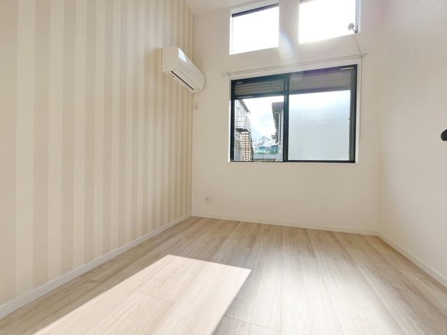 居室・リビング　★お部屋探しはタウンハウジング稲田堤店まで★