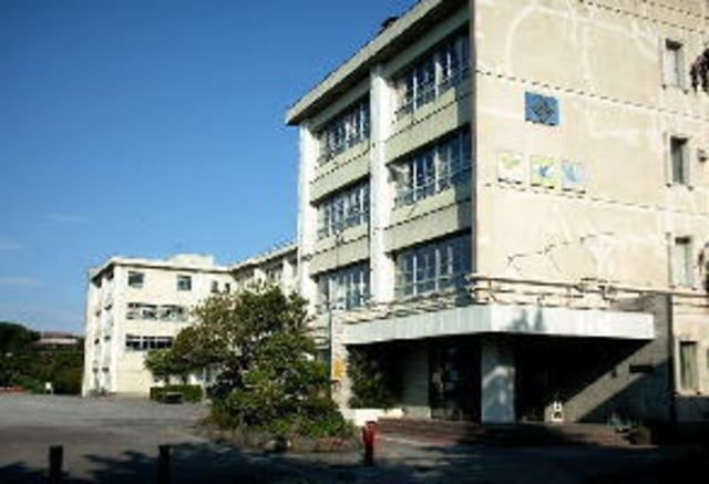 小学校　川崎市立東生田小学校（小学校）まで1378m