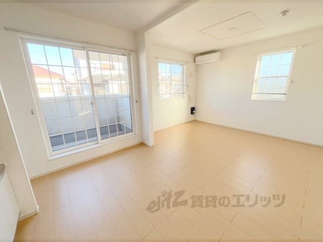 居室・リビング　洋室