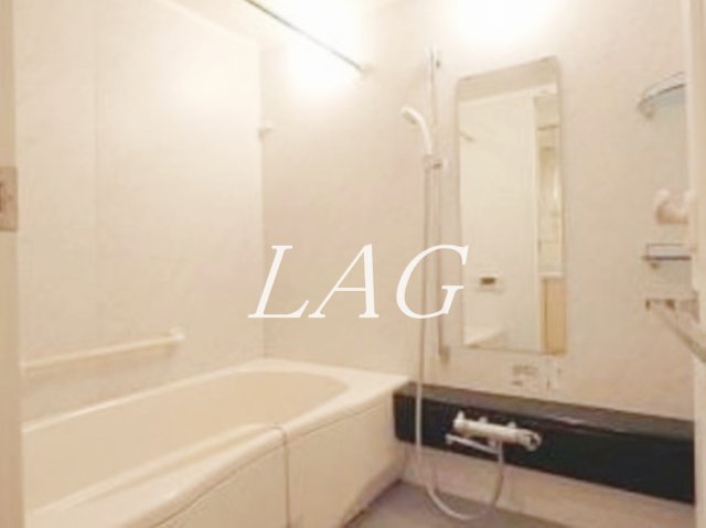 バス・シャワールーム　お風呂です。