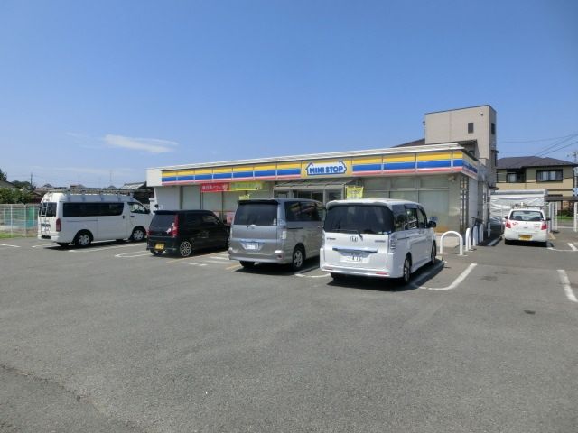 コンビニ　ミニストップ（コンビニ）まで726m