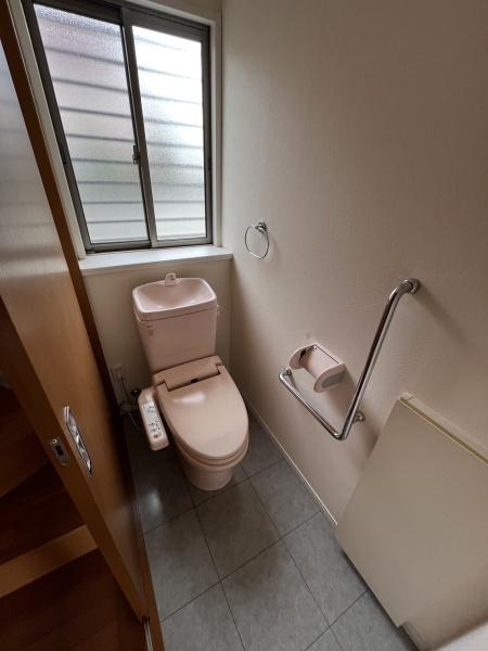 トイレ　ウォシュレット完備