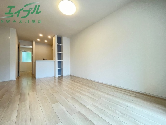居室・リビング　同物件別部屋参考写真