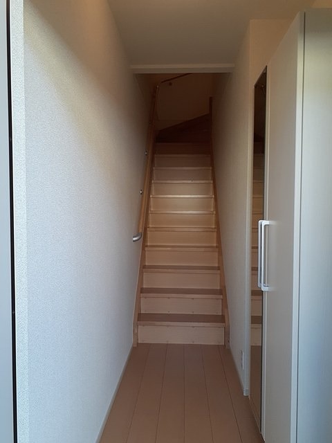 玄関　シューズボックス付きの玄関です。