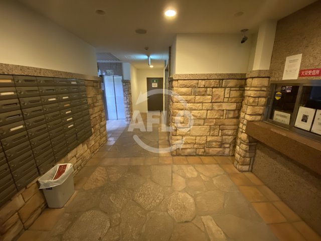 ロビー　エステムコート梅田茶屋町デュアルスペース　ロビー