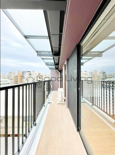 バルコニー　洗濯って気持ちいいですね