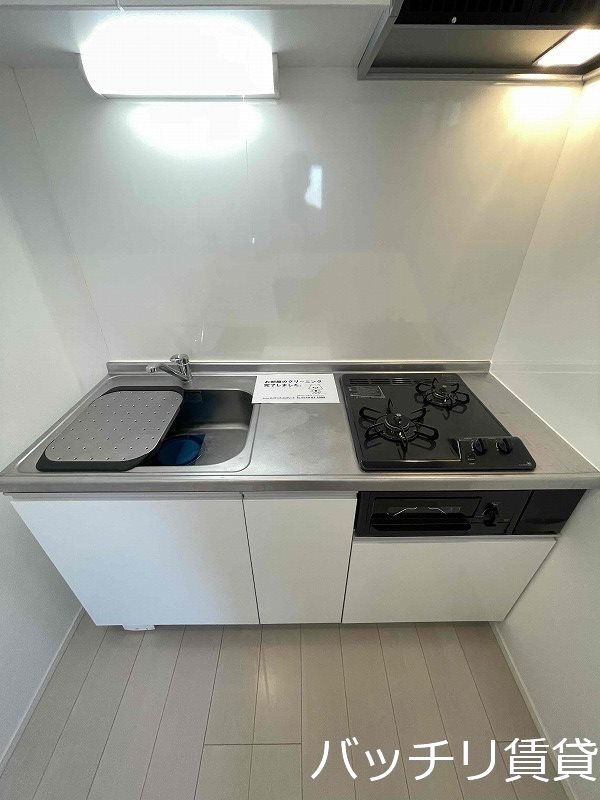キッチン　同型タイプの為、現状を優先いたします。