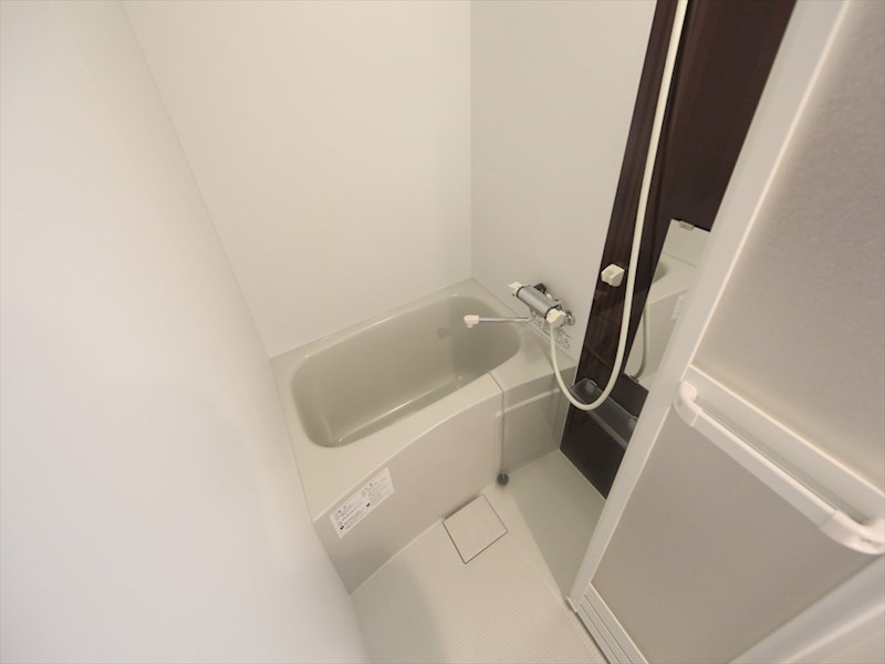 バス・シャワールーム　浴室暖房乾燥機付　24時間換気機能付バスルーム