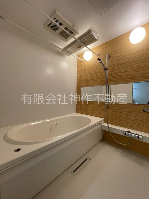 バス・シャワールーム　浴室乾燥機