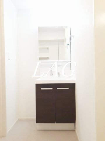 洗面設備　洗面台です。