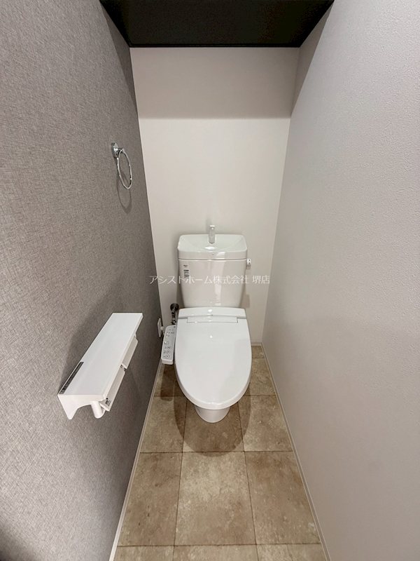 トイレ　ウォッシュレット付き