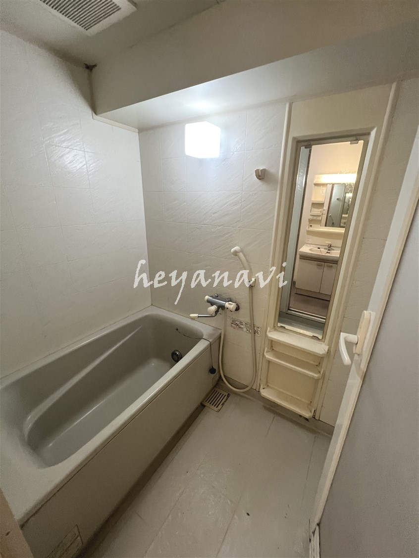 バス・シャワールーム　他号室　参考写真