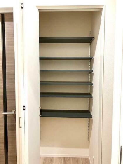 玄関　※同一間取りの別部屋参考写真です※