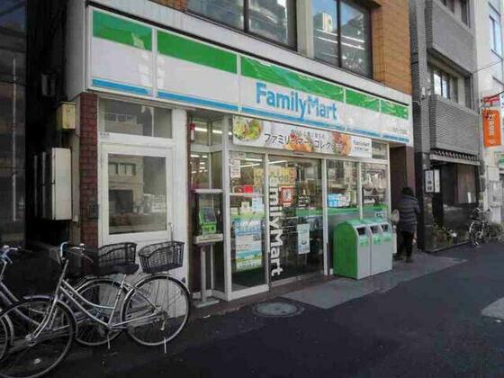 コンビニ　ファミリーマート牡丹一丁目店（コンビニ）まで201m