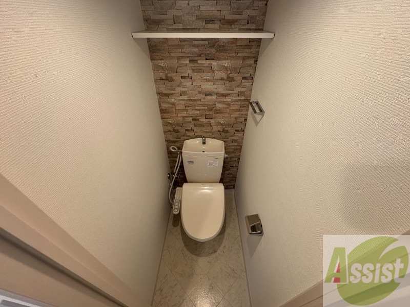 トイレ　ウォシュレット付きのトイレです。シャワートイレは日本の宝。