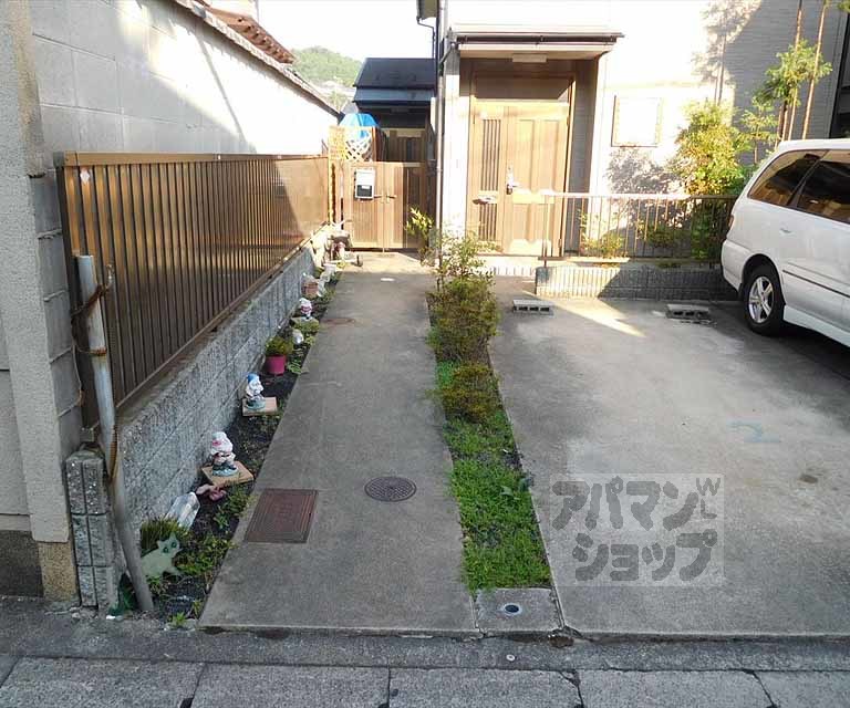 駐車場　駐車場スペース