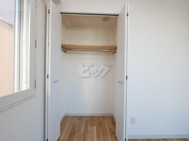 収納　衣類の収納に便利なクローゼットが付いています！