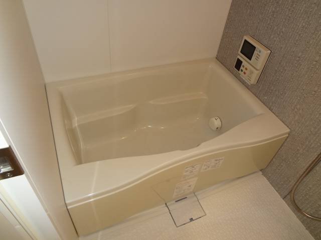 バス・シャワールーム　風呂