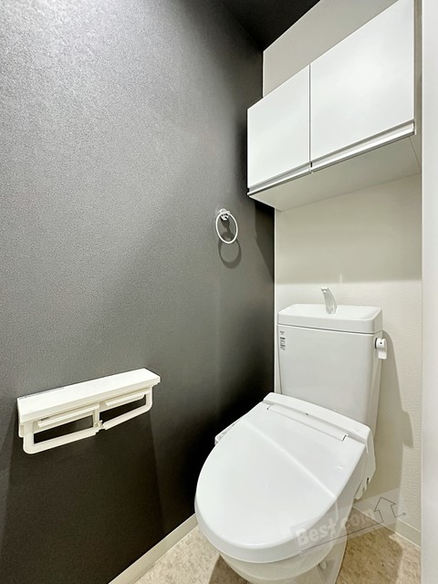 トイレ　温水洗浄便座付き♪