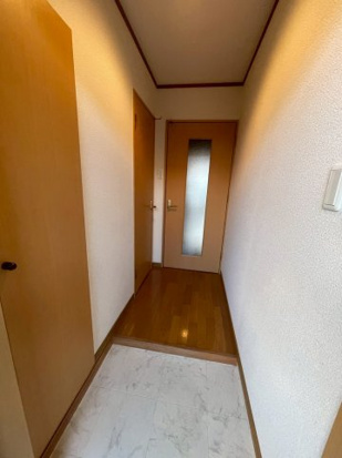 玄関　落ち着いた玄関です