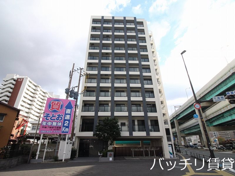 建物外観　オートロック付きマンション