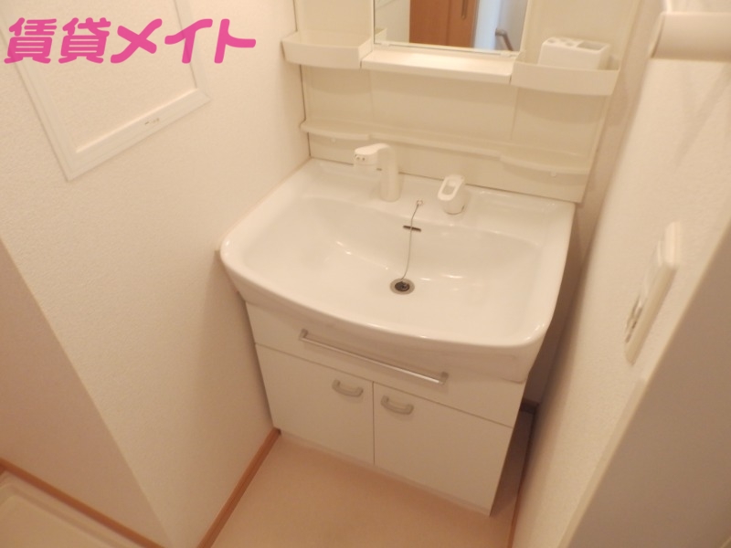 洗面設備　同物件別室画像