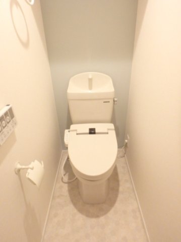 トイレ　別部屋参考写真