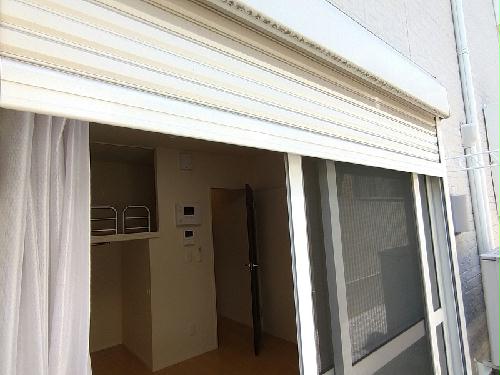 バルコニー　防犯シャッター付き