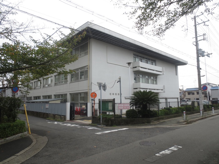 役所　尼崎税務署（役所）まで290m