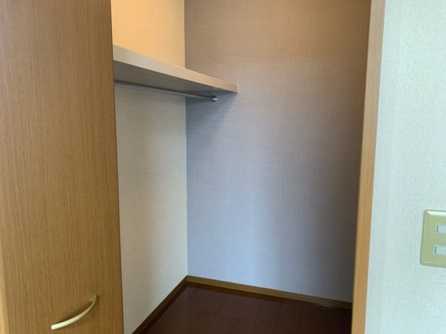 収納　ウォークインクローゼット