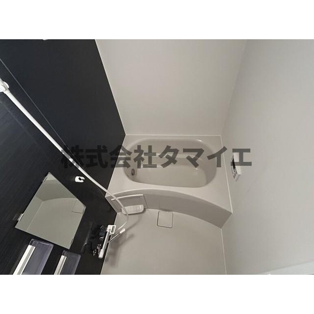 バス・シャワールーム　ゆったり過ごせるお風呂です