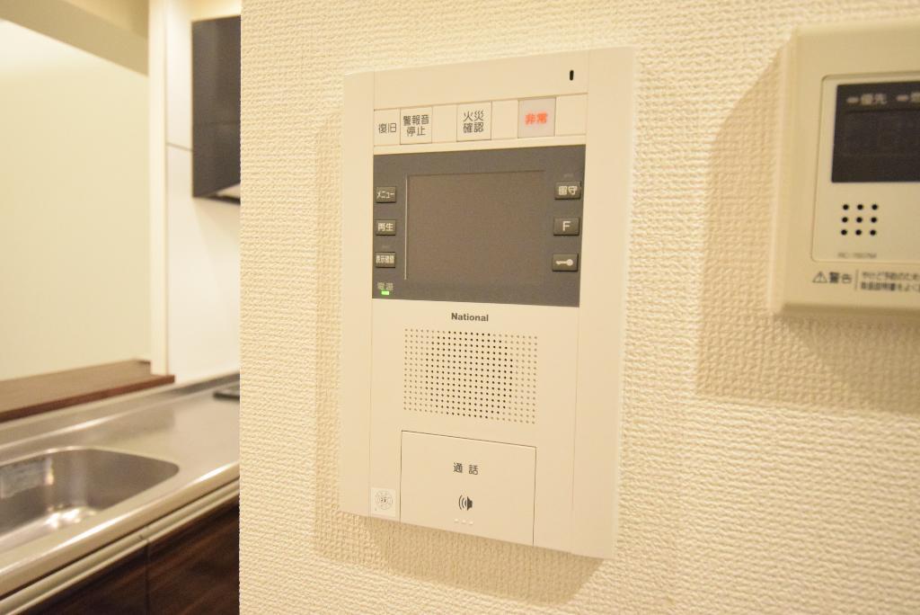 セキュリティ　カメラ付インターホン