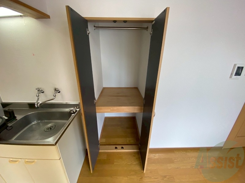 収納　収納もバッチリあるのでお部屋が片付きますよ！