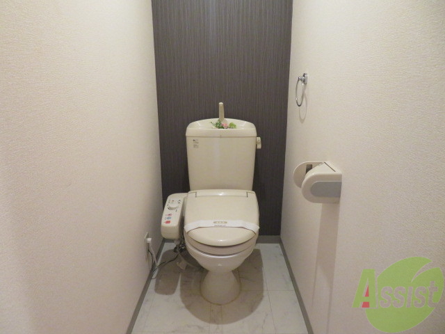 トイレ　こちらはトイレです。清潔感があり、安心して使用できます。