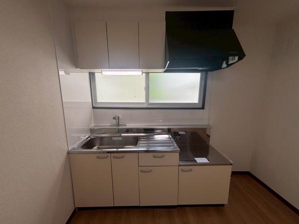 白石区北郷6-4 貸家のキッチン写真